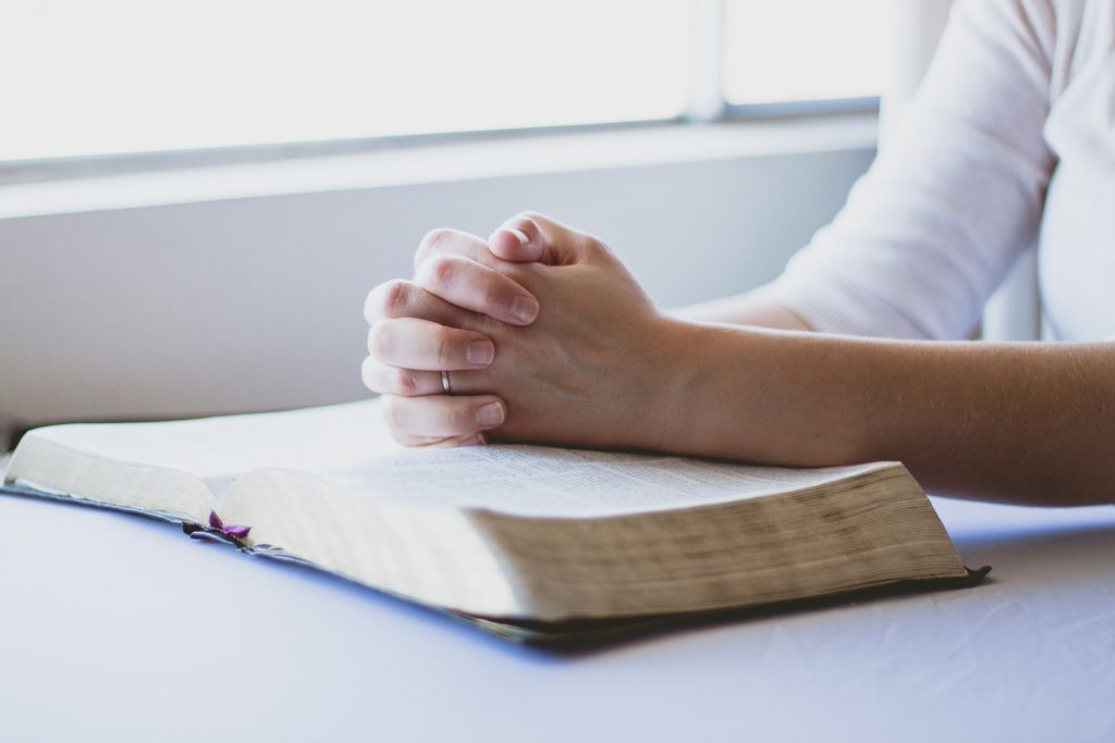 Como fortalecer a oração pessoal